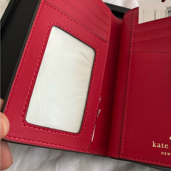 Kate Spade Vibrant Red Zip Wallet - Picture 12 of 13